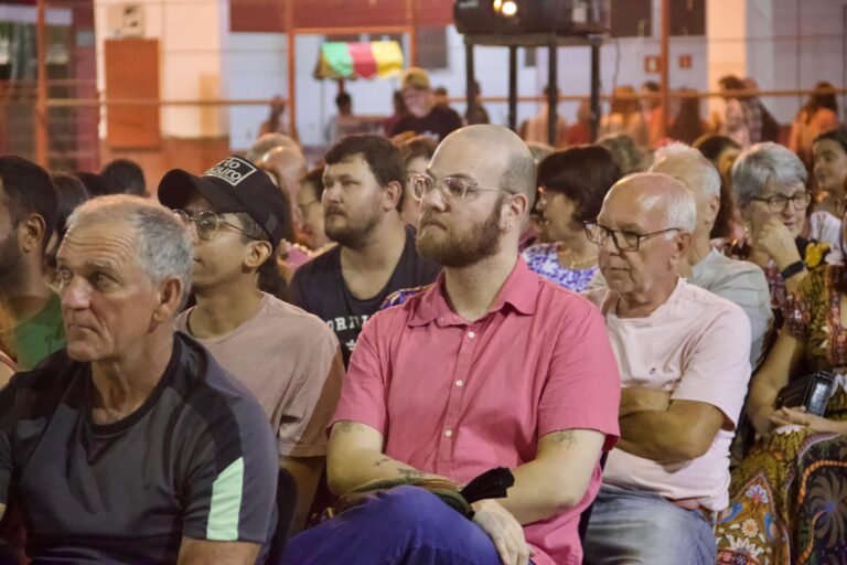 Exibição As Cercas - Curta Vitória a Minas III - IMA - Ibiraçu (17)
